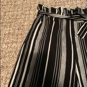 〰️Cleaning Out Closet〰️ make offer! 💕